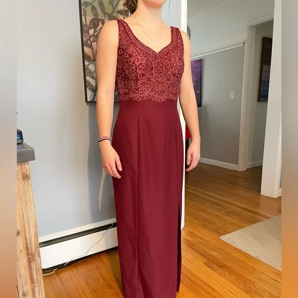 Nadine | Dresses | Nadine Prom Gown With V Neckline And Beaded Bodice |  Poshmark